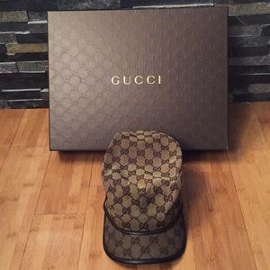 Unisex Gucci original insignia hat